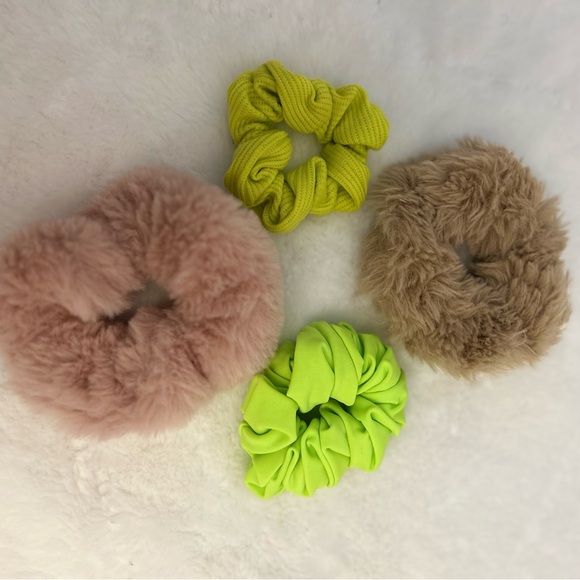 Scrunchie bundle - Picture 2 of 3